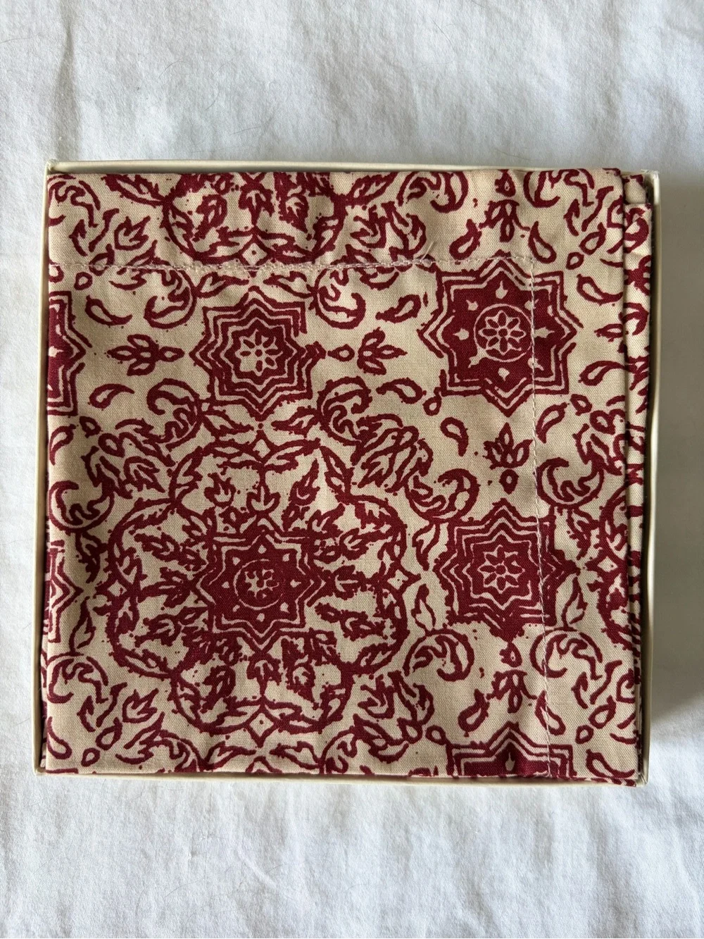 Pottery Barn Set of 8 Cotton Cloth Cocktail Napkins 10x10 New in Box Batik